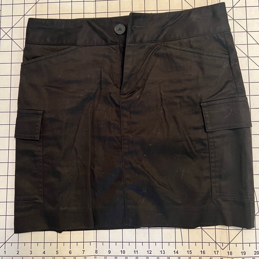Banana Republic black mini stretch high quality skirt EUC 4